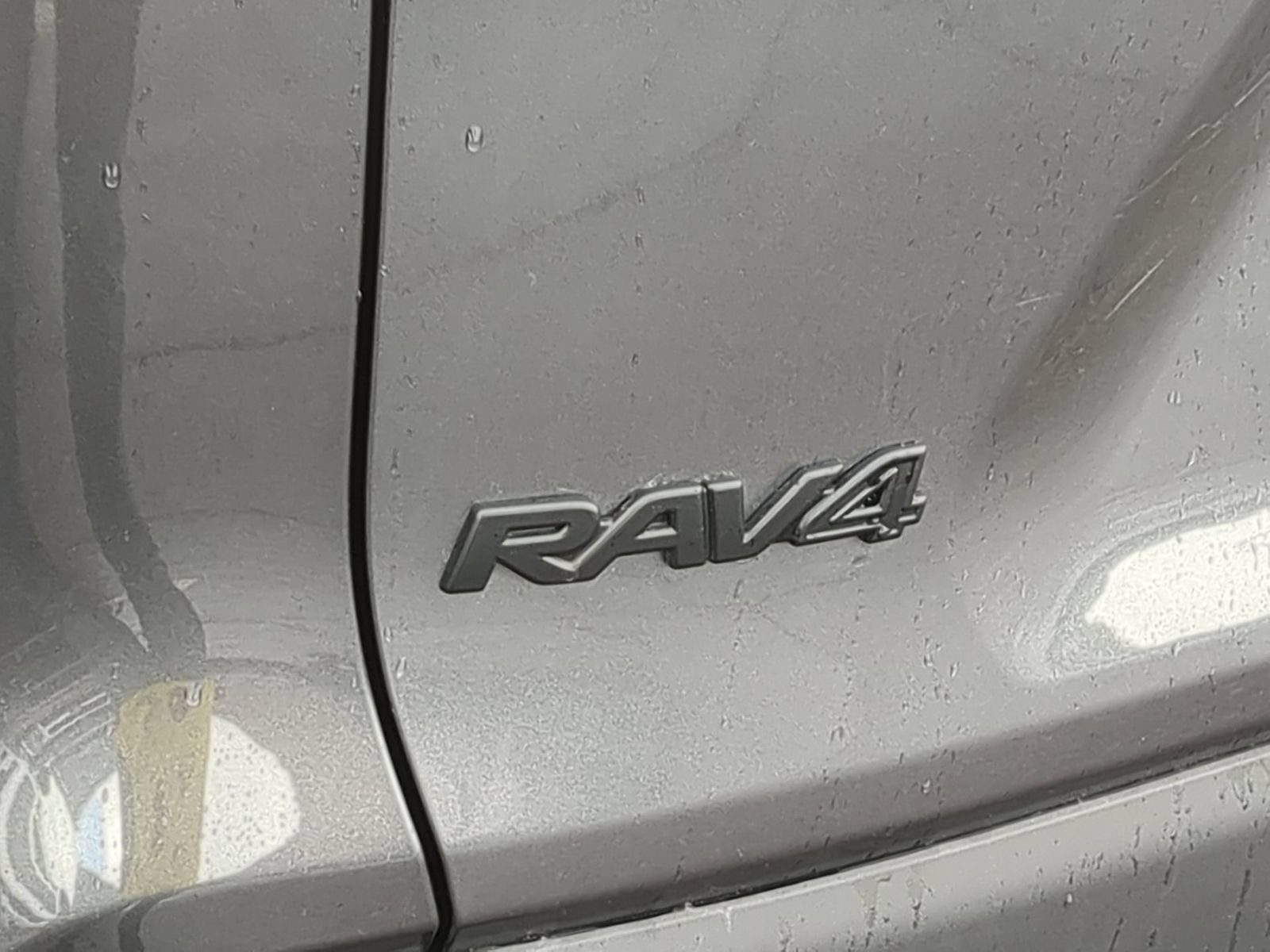 Thumbnail: 2022 Toyota RAV4 - 12