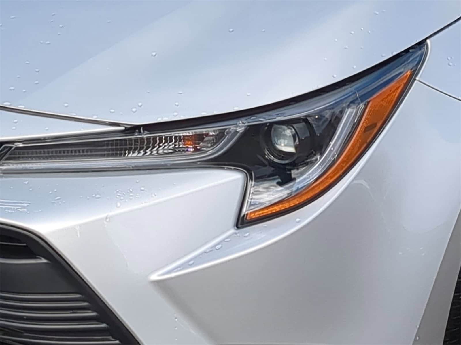 Thumbnail: 2025 Toyota Corolla - 18