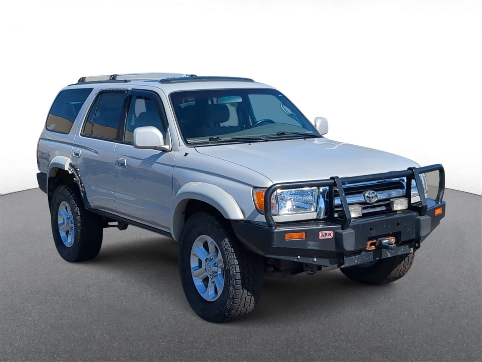Used 2000 Toyota 4Runner SR5 with VIN JT3HN86R5Y0309018 for sale in Troy, MI