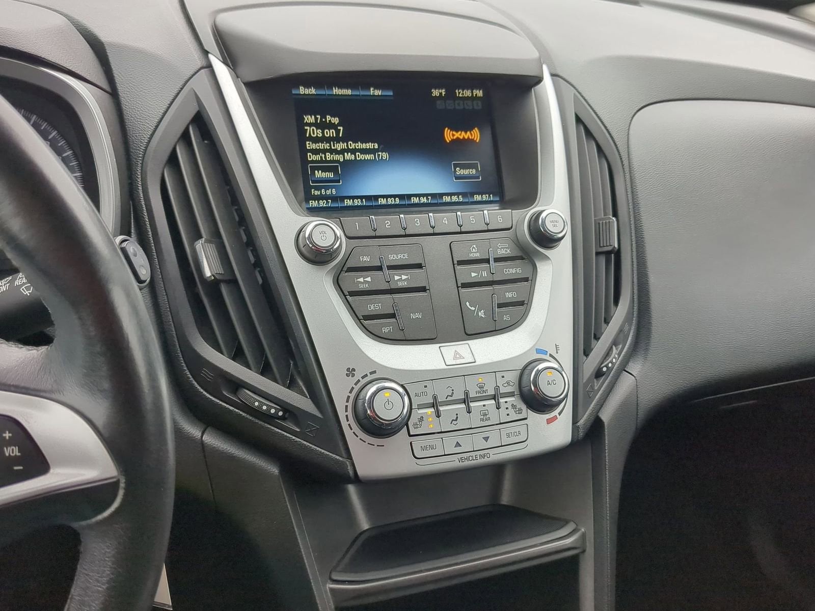 Thumbnail: 2016 Chevrolet Equinox - 27