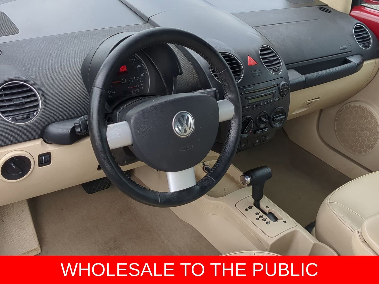 Thumbnail: 2008 Volkswagen New Beetle - 10
