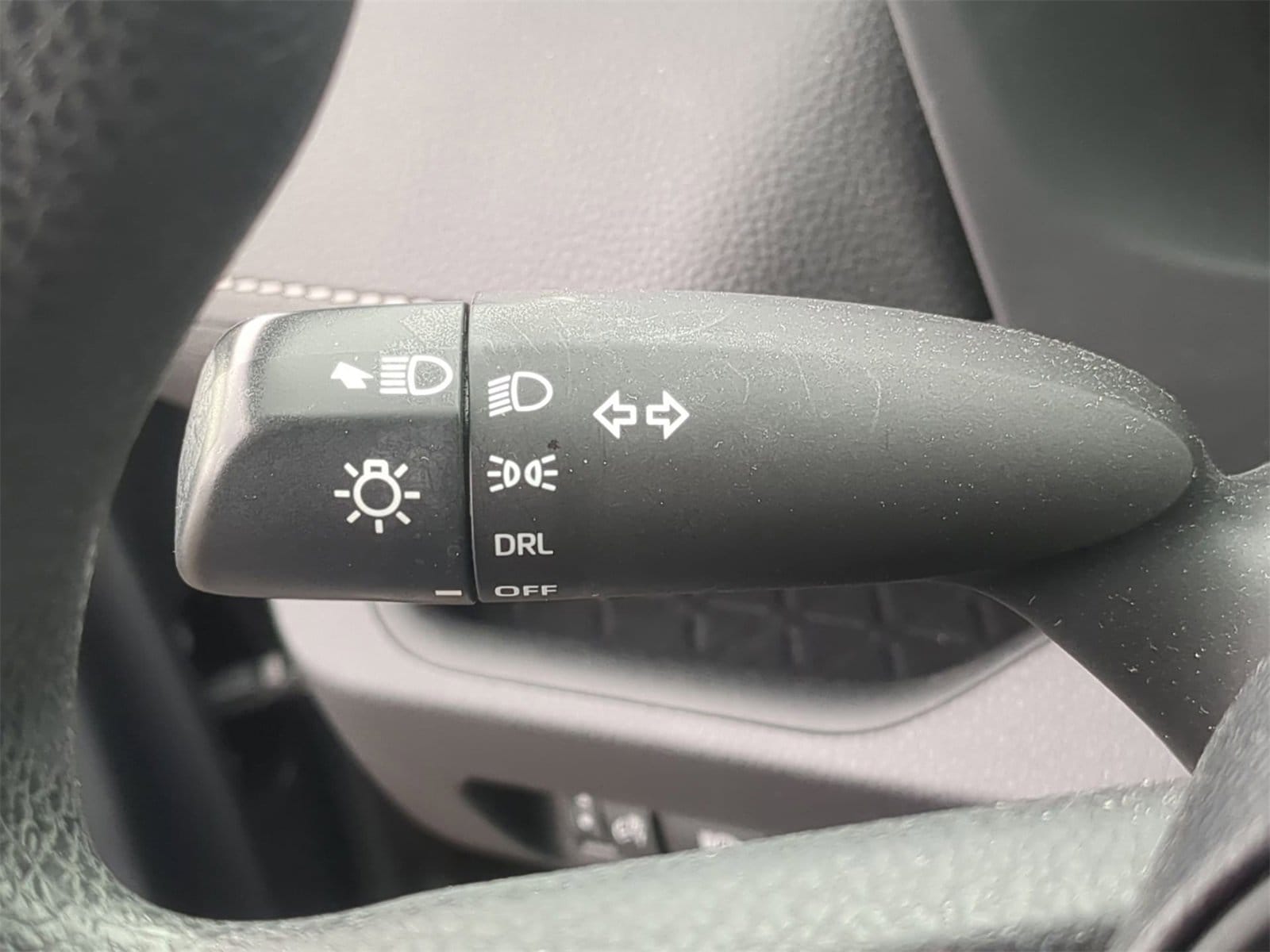 Thumbnail: 2019 Toyota RAV4 - 33