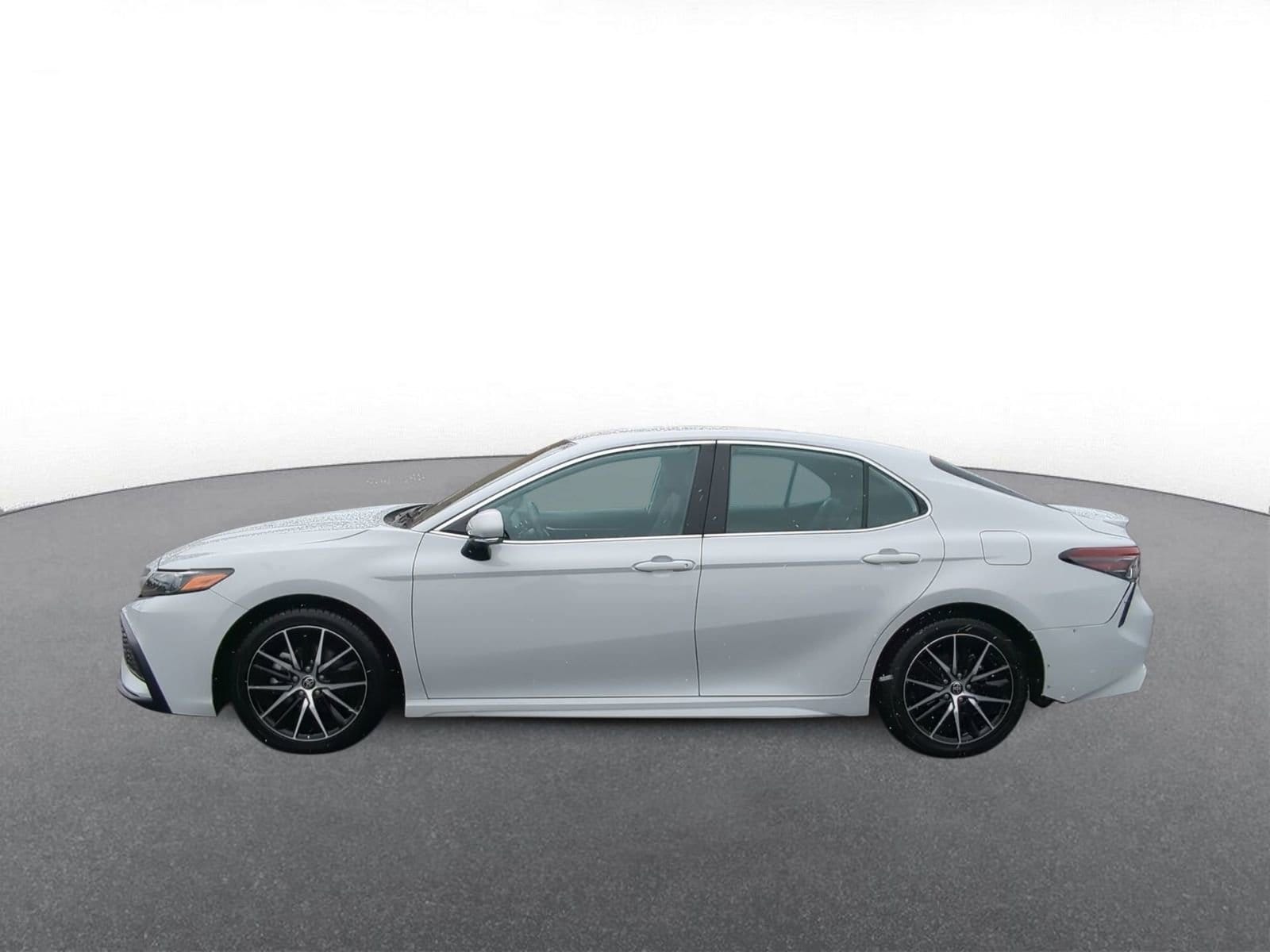 Thumbnail: 2024 Toyota Camry - 5