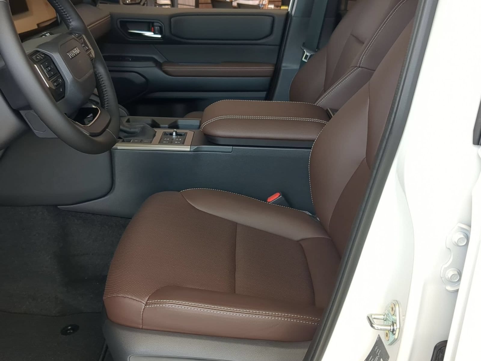 2027 Toyota Land Cruiser Base - Photo 16