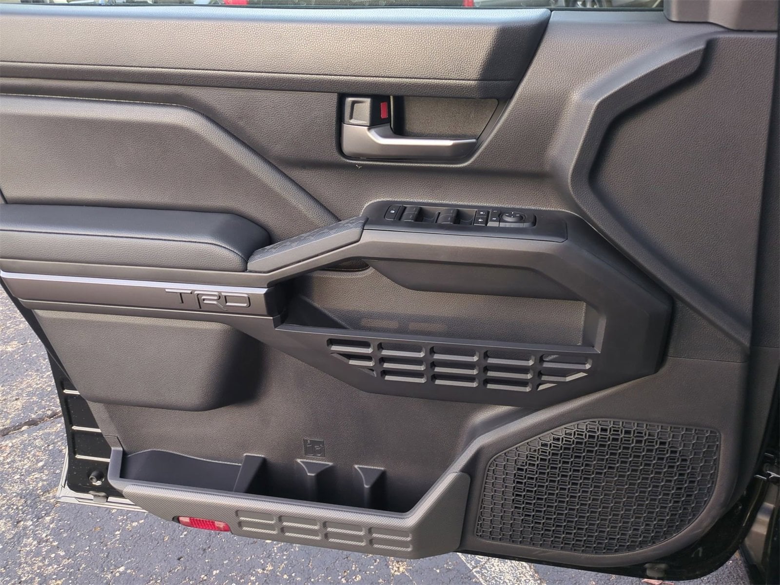 Thumbnail: 2025 Toyota Tacoma - 29