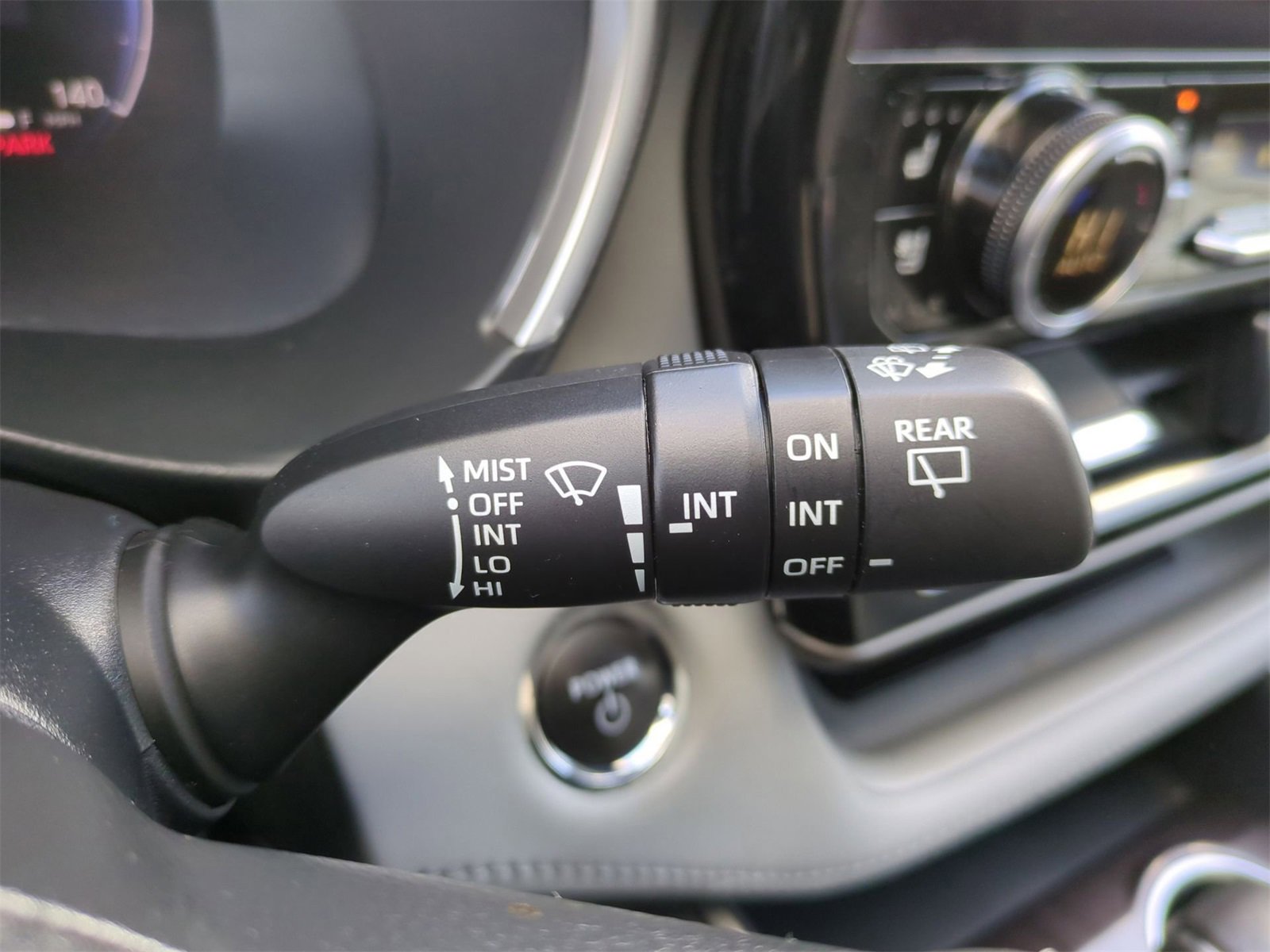 Thumbnail: 2023 Toyota Highlander - 25