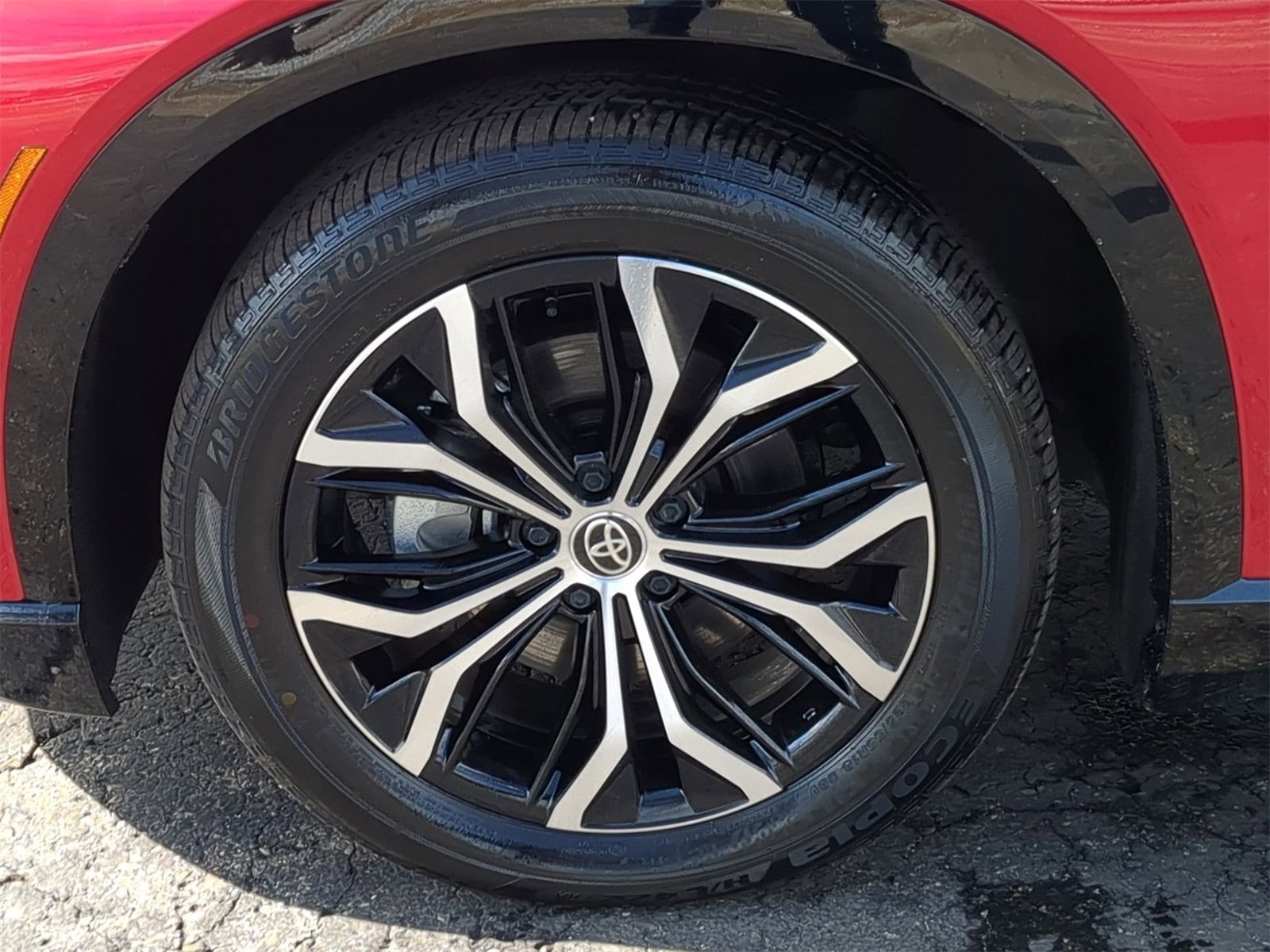 Thumbnail: 2025 Toyota Crown Signia - 21