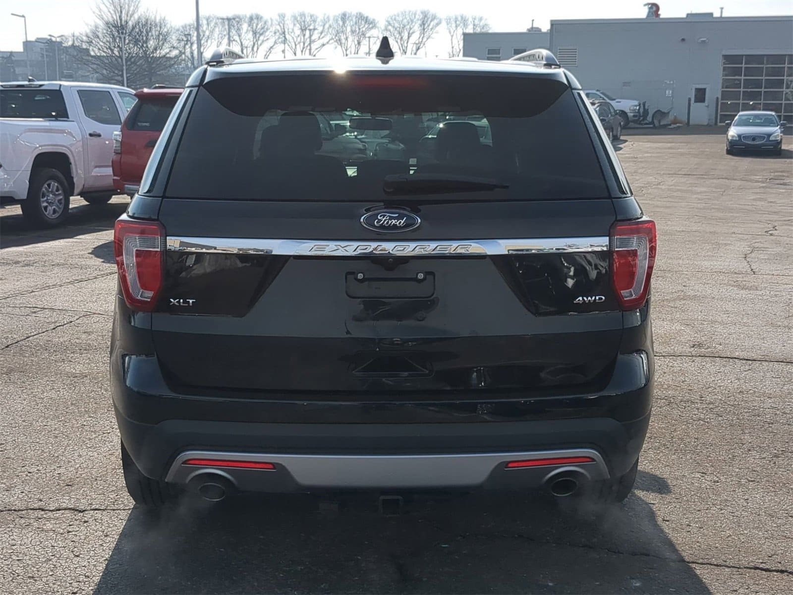 Thumbnail: 2017 Ford Explorer - 13