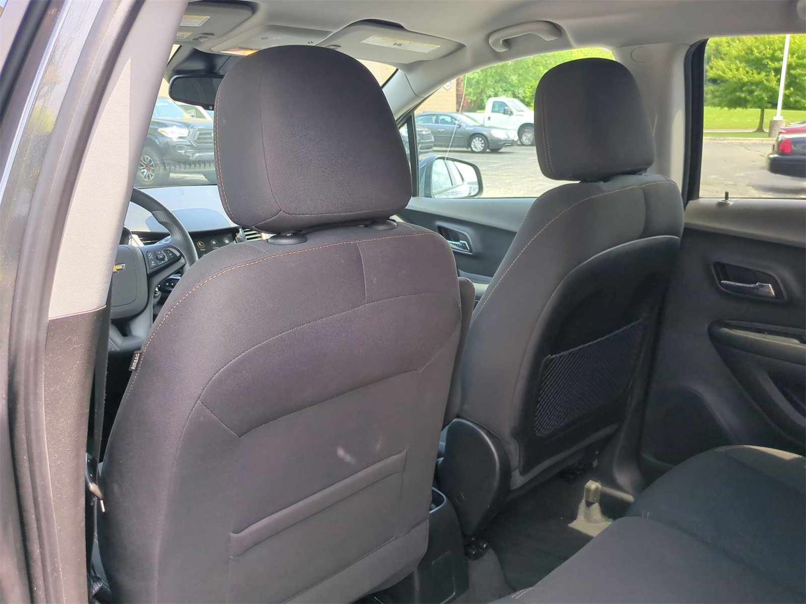 Thumbnail: 2019 Chevrolet Trax - 16