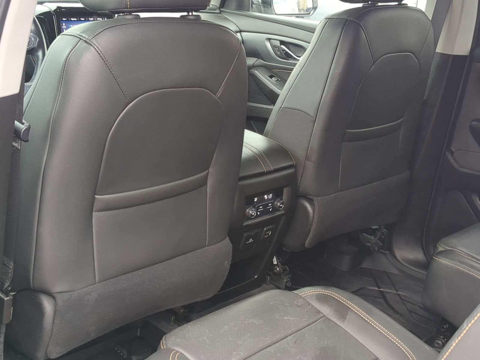 Thumbnail: 2020 Chevrolet Traverse - 18