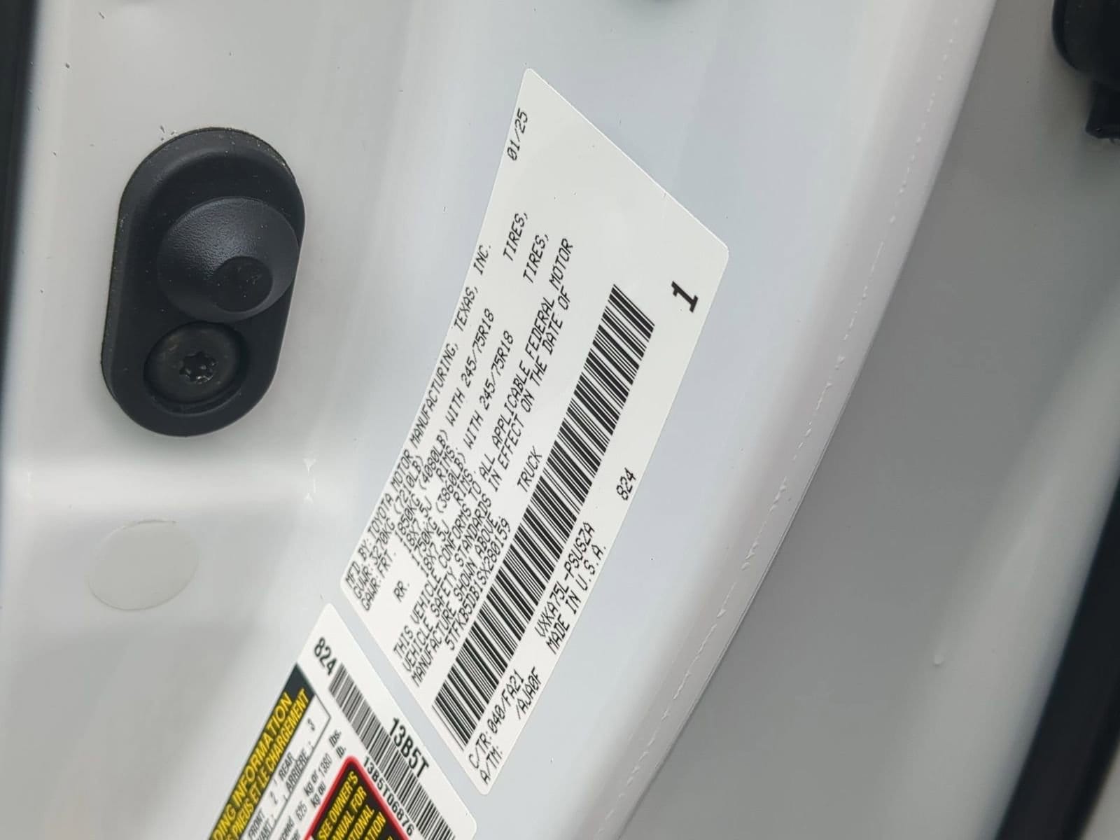 Thumbnail: 2025 Toyota Tundra - 33