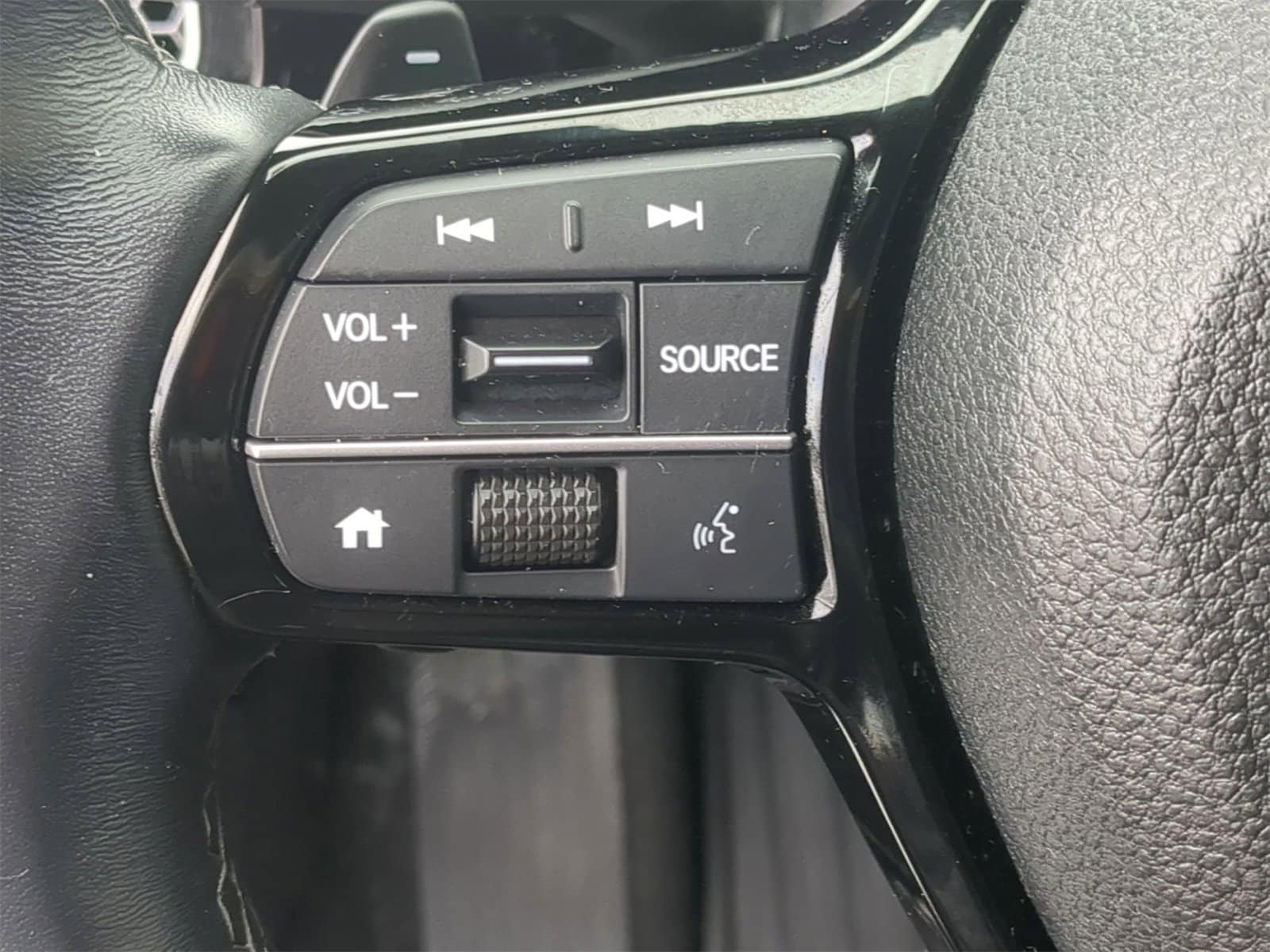 Thumbnail: 2023 Honda Civic - 30