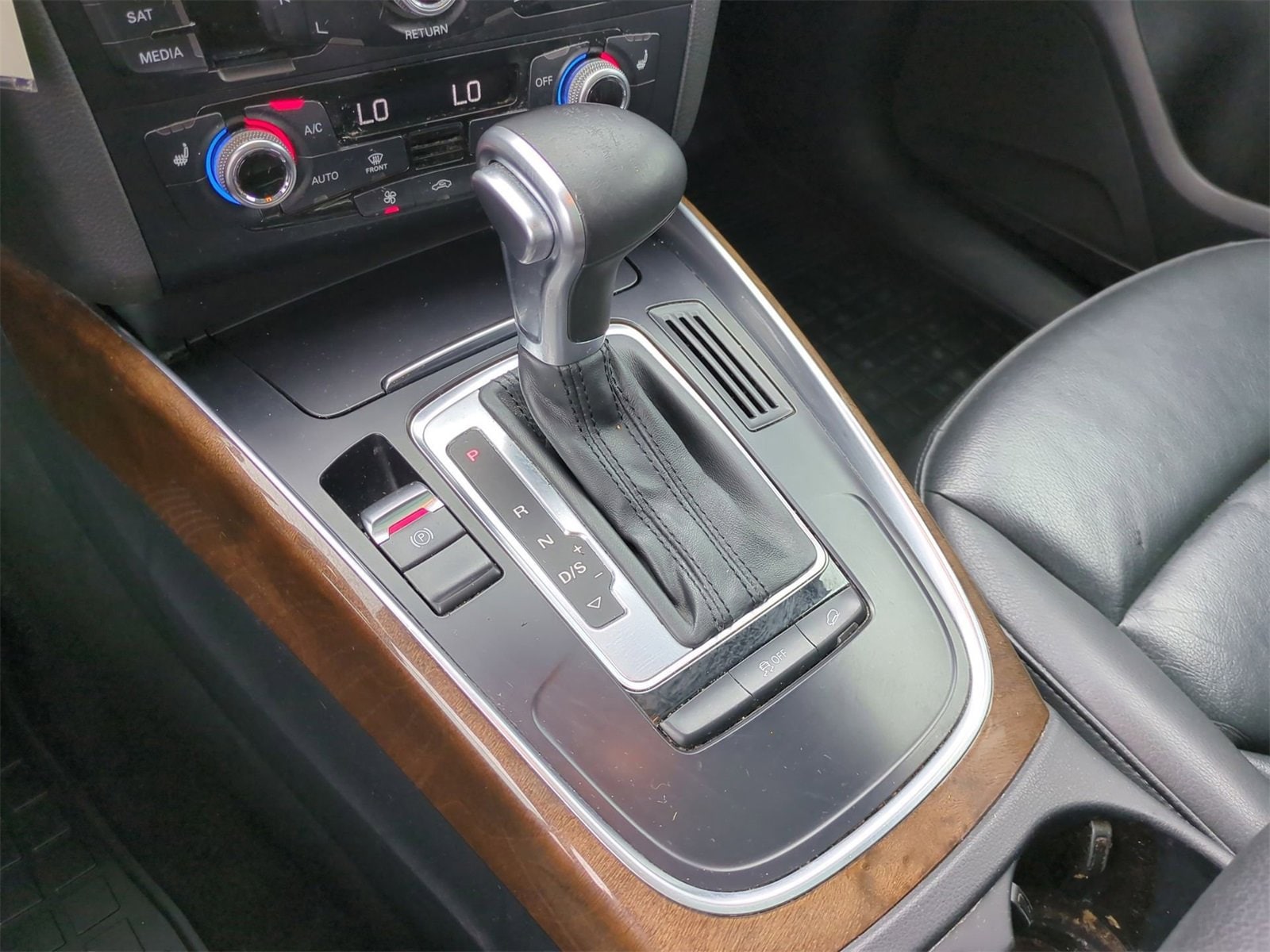 Thumbnail: 2016 Audi Q5 - 31