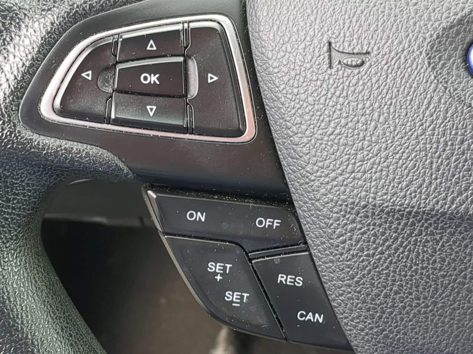 Thumbnail: 2017 Ford Focus - 23