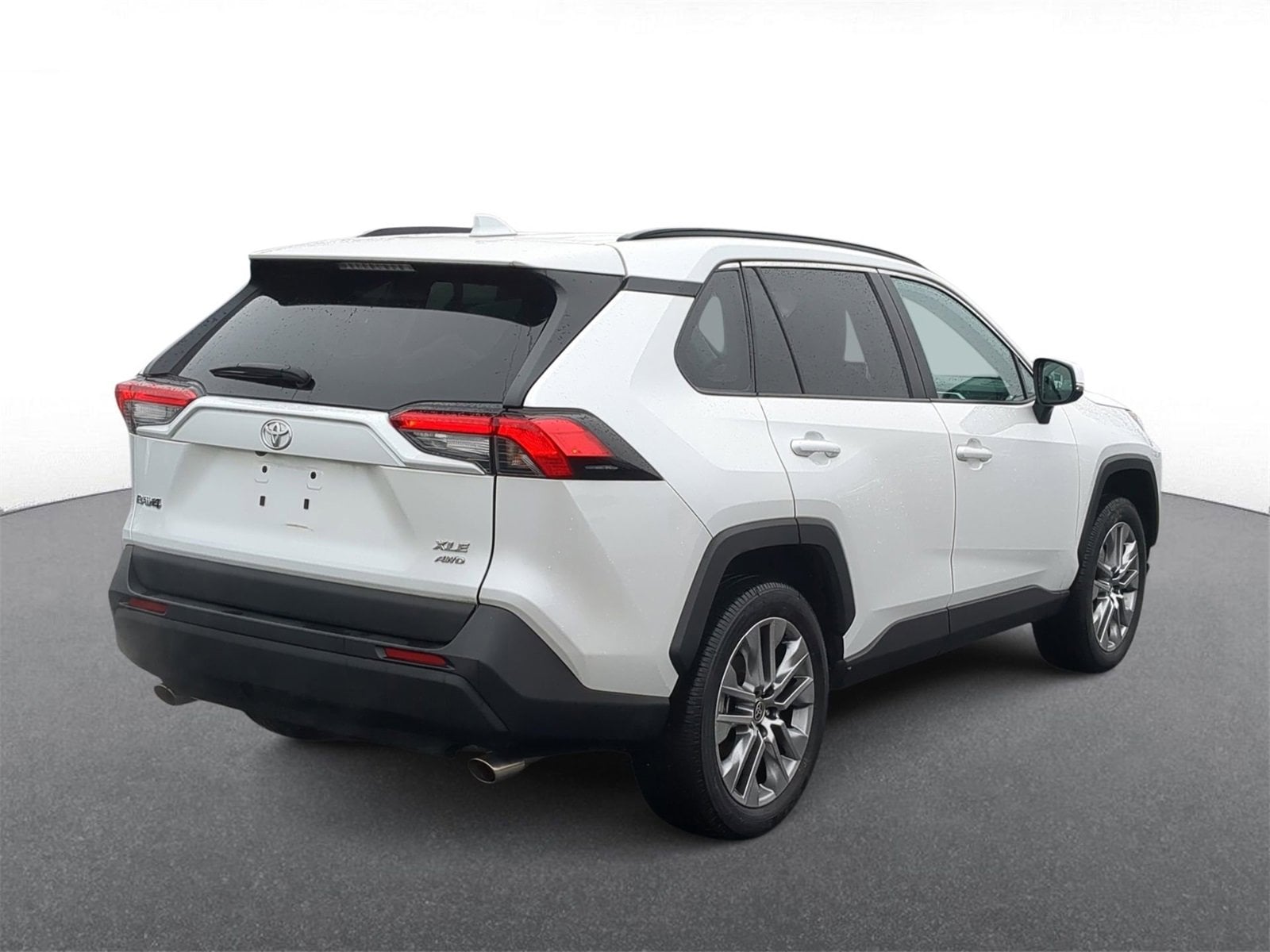 Thumbnail: 2023 Toyota RAV4 - 8