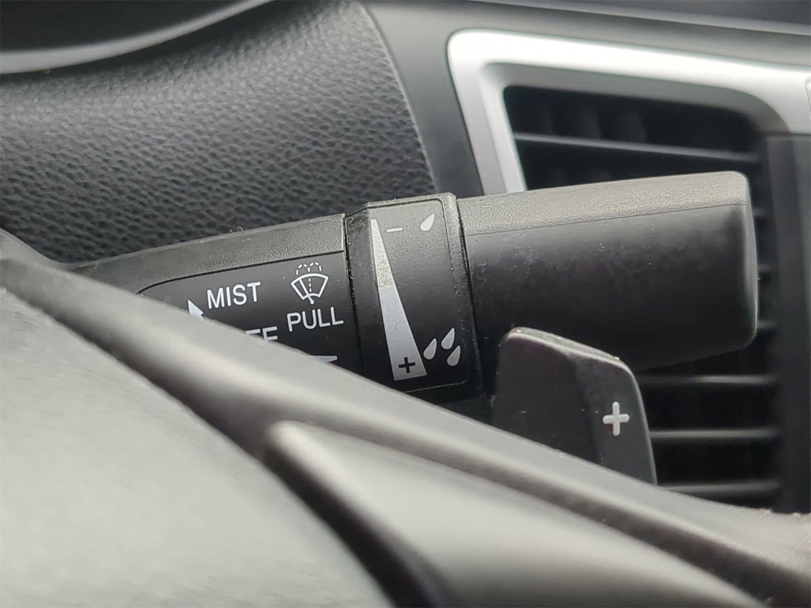 Thumbnail: 2015 Honda Accord - 32