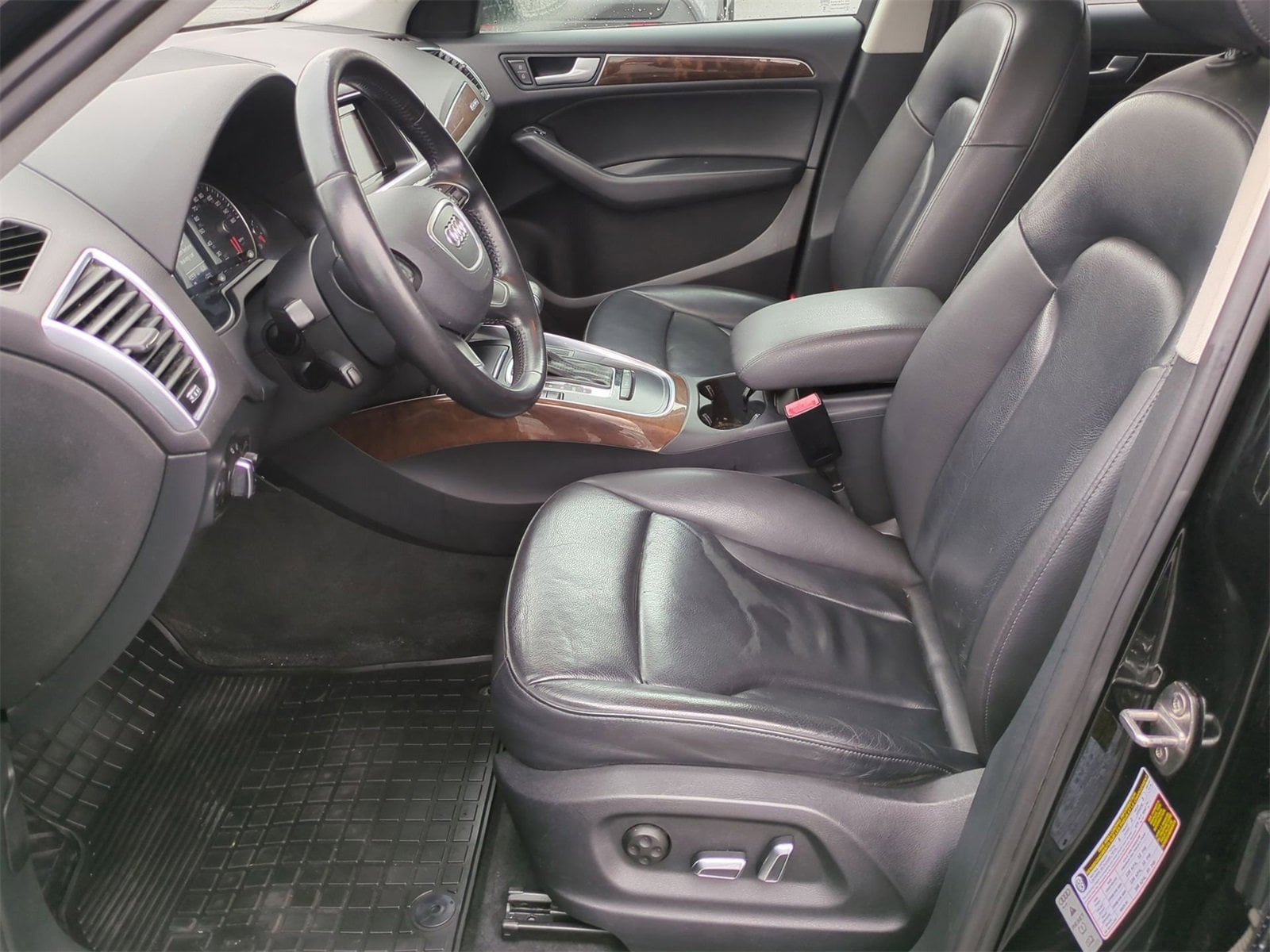 Thumbnail: 2016 Audi Q5 - 16