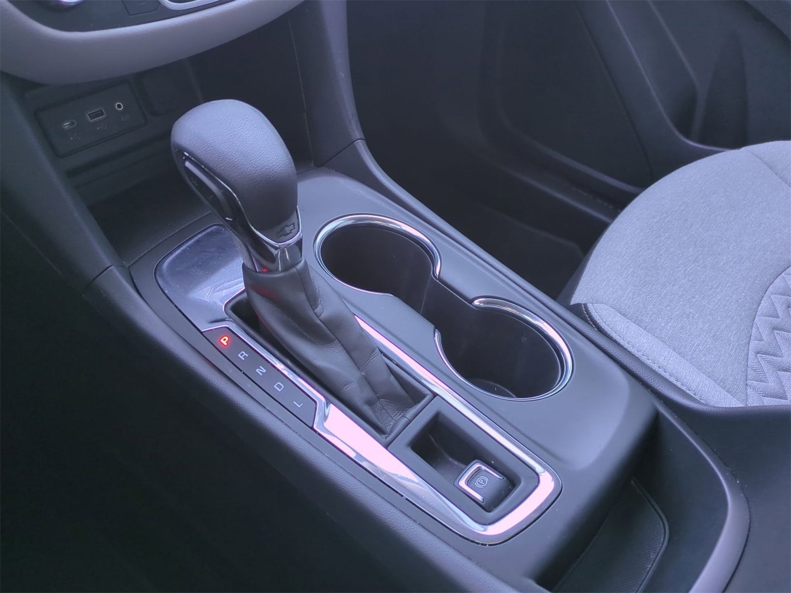 Thumbnail: 2023 Chevrolet Equinox - 31