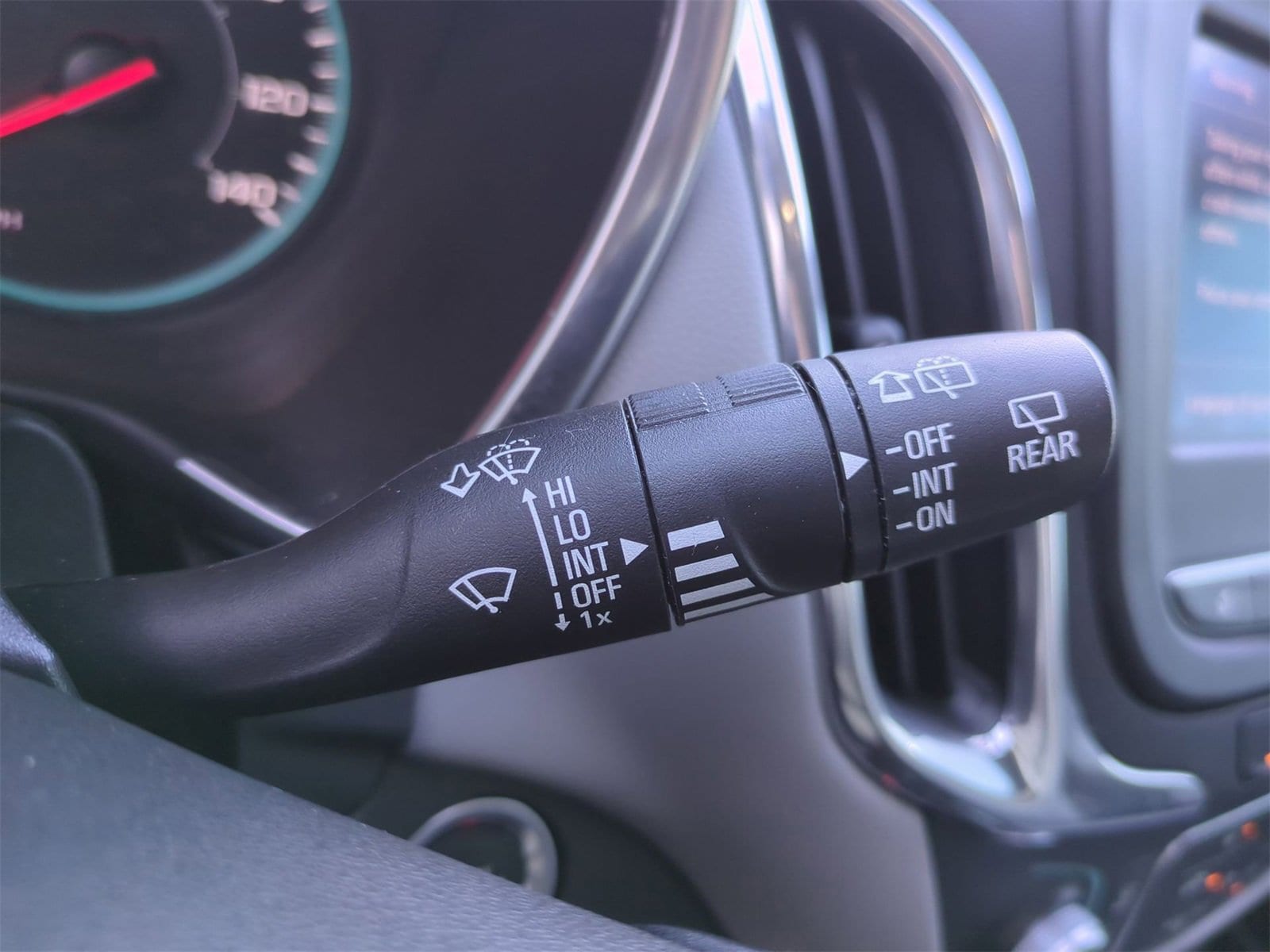 Thumbnail: 2023 Chevrolet Equinox - 24