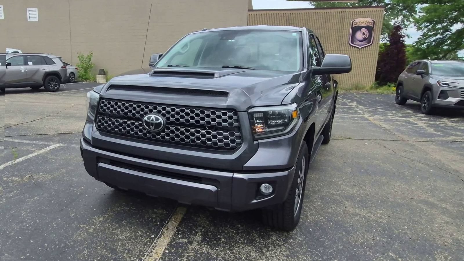 Thumbnail: 2019 Toyota Tundra - 4