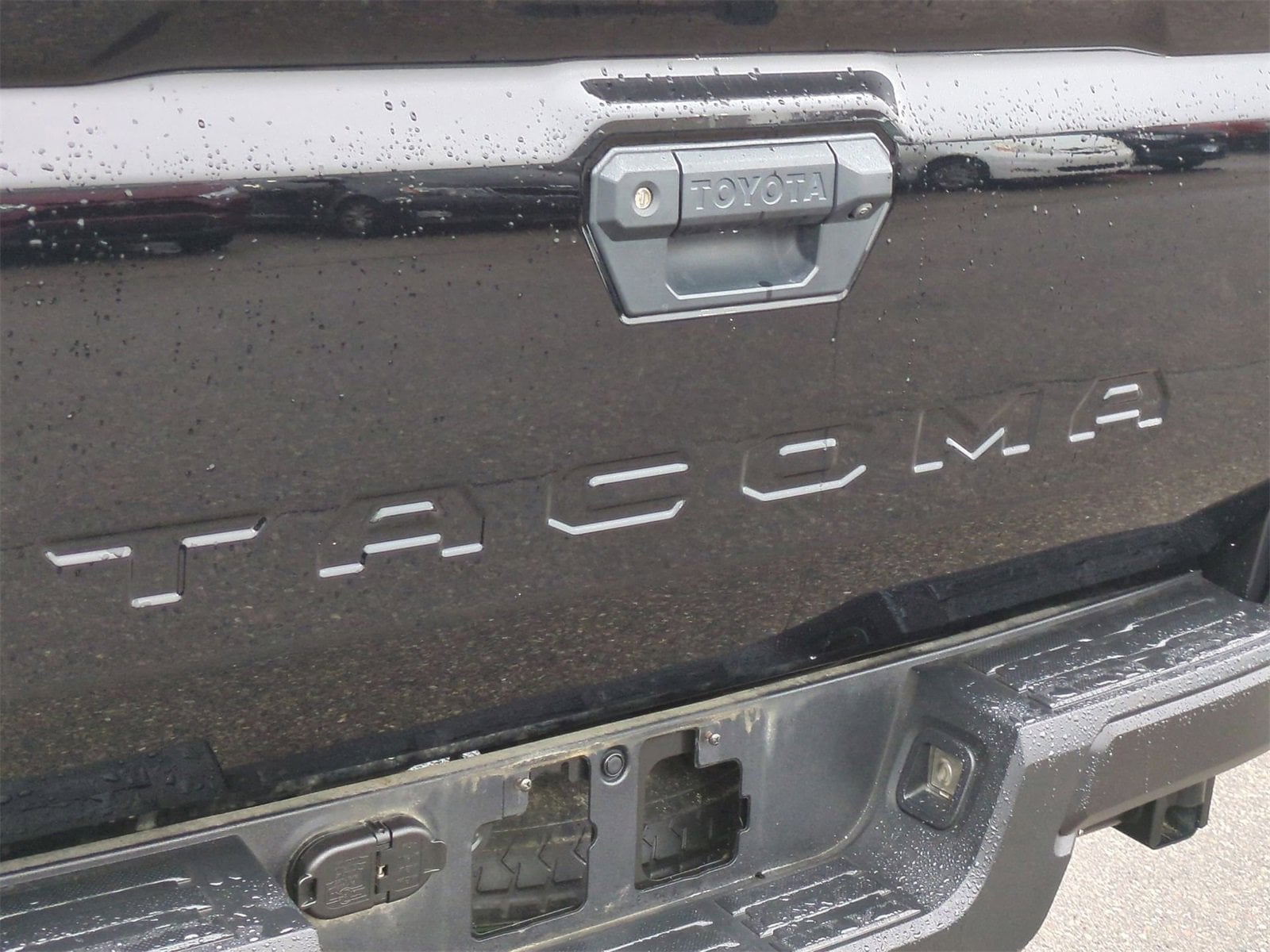 Thumbnail: 2024 Toyota Tacoma - 13