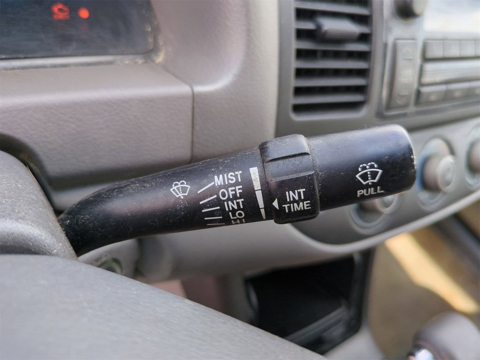 Thumbnail: 2005 Toyota Camry - 23