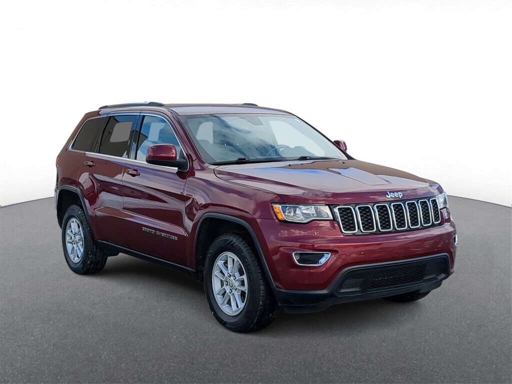 Used 2018 Jeep Grand Cherokee Laredo SUV