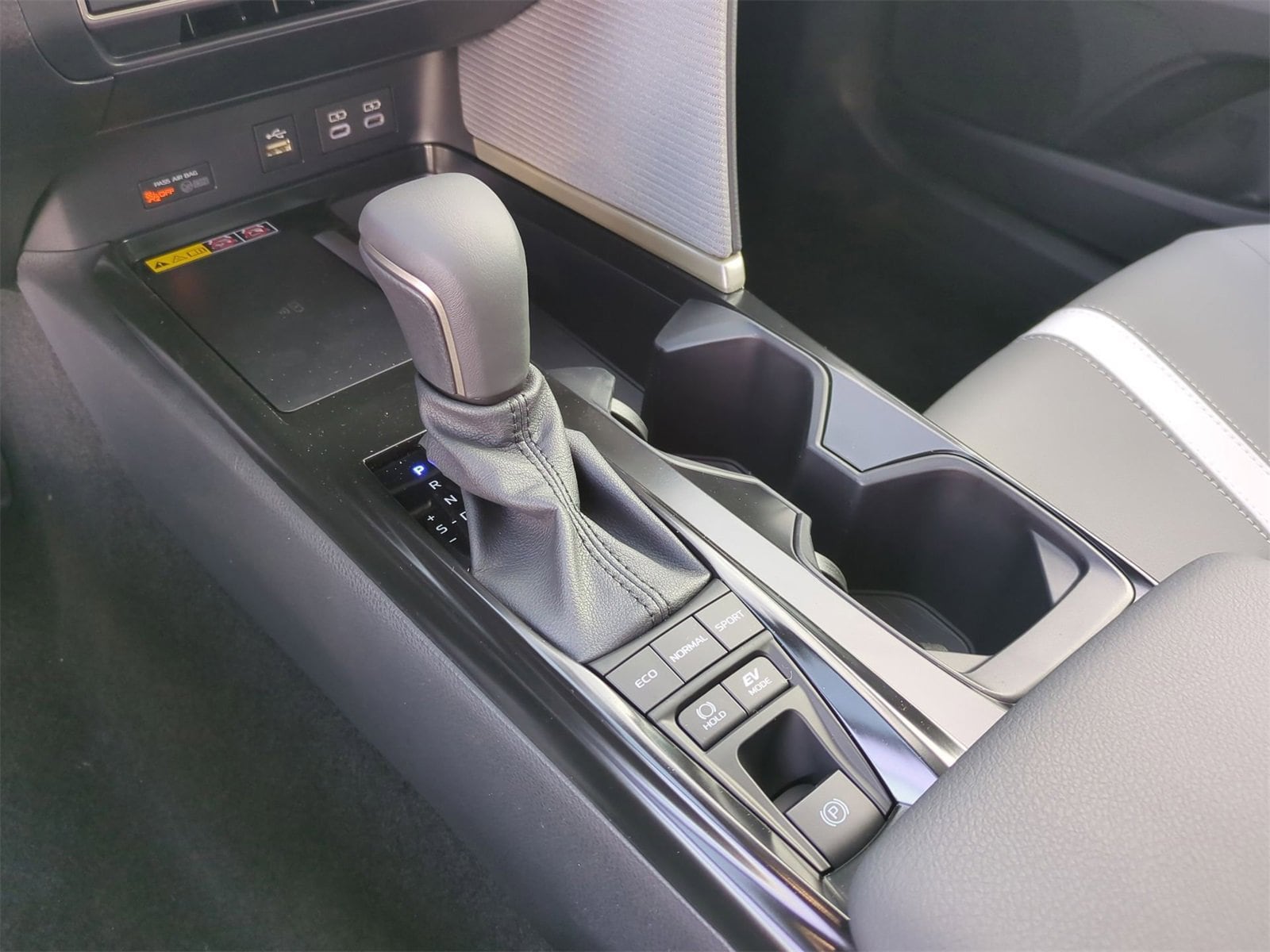 Thumbnail: 2026 Toyota Camry - 31