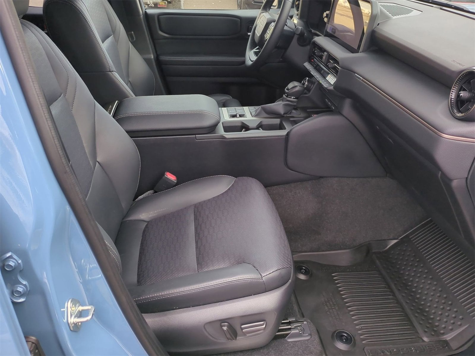 Thumbnail: 2025 Toyota Land Cruiser - 22