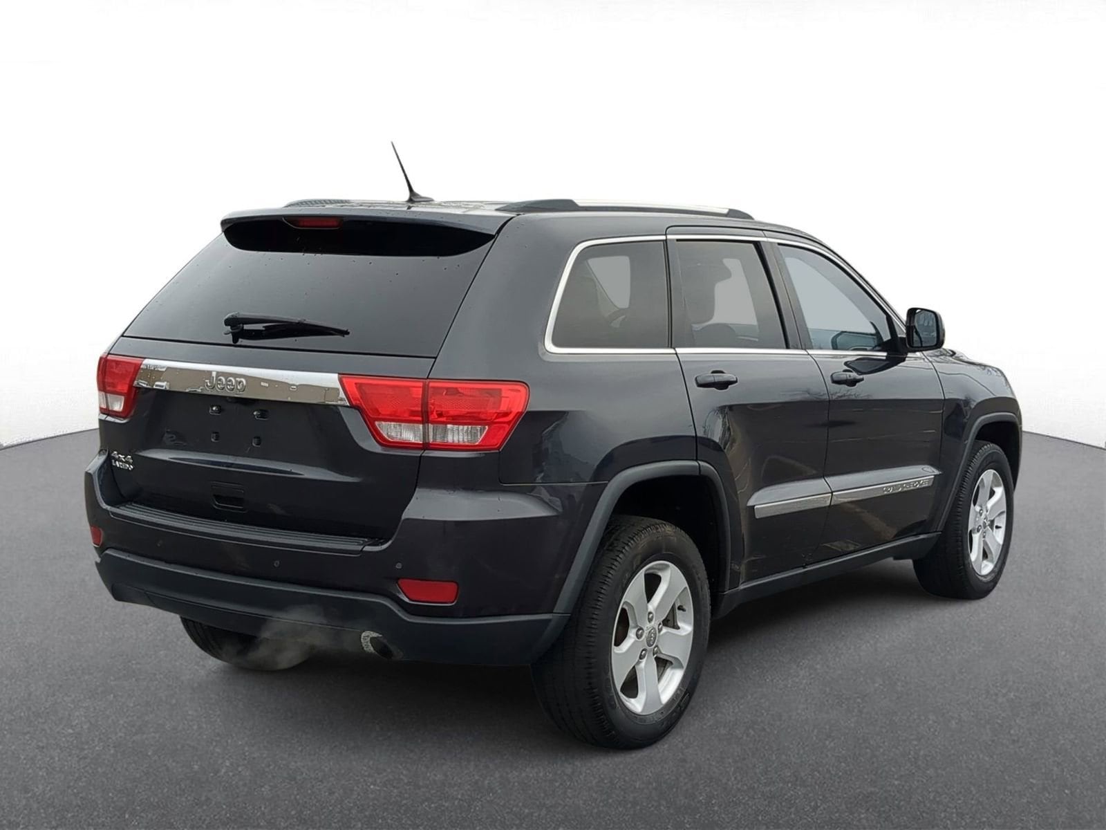 Thumbnail: 2013 Jeep Grand Cherokee - 8