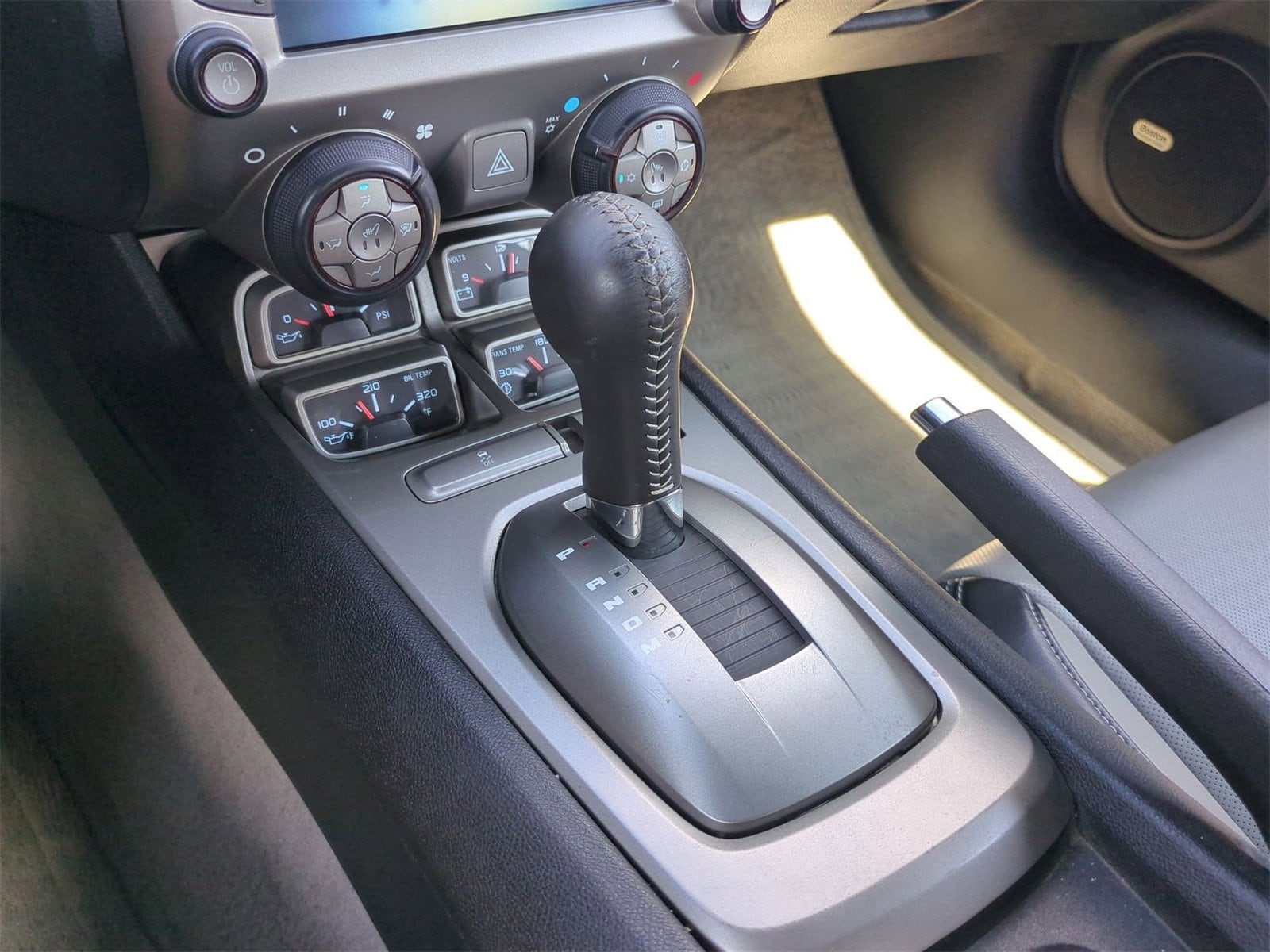 Thumbnail: 2015 Chevrolet Camaro - 26