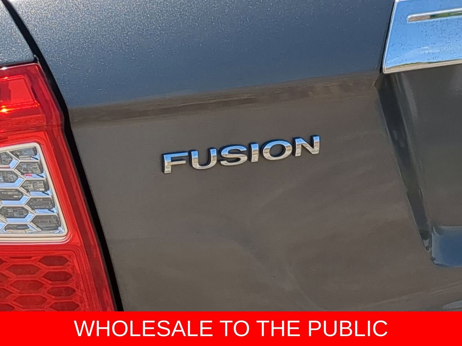 Thumbnail: 2010 Ford Fusion - 13