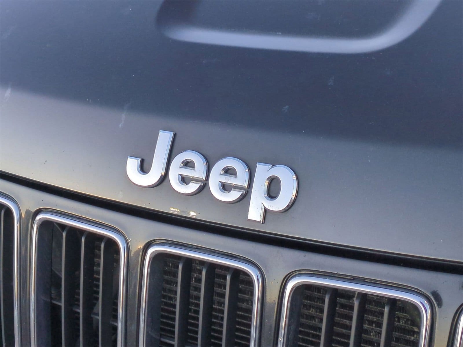 Thumbnail: 2014 Jeep Grand Cherokee - 12