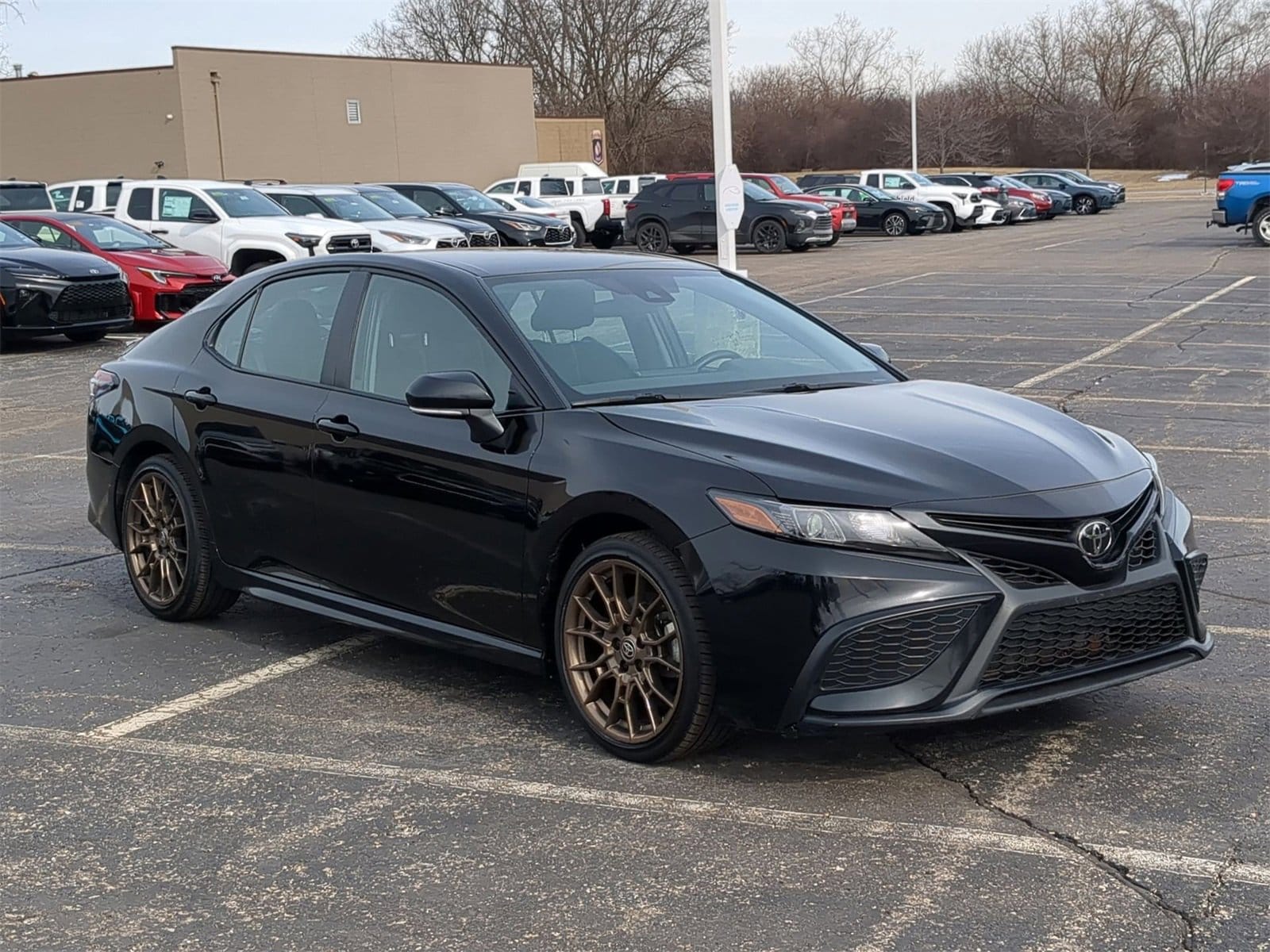 Thumbnail: 2023 Toyota Camry - 16