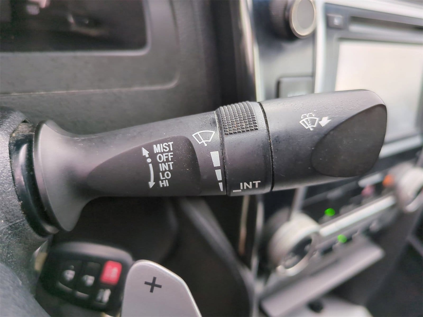 Thumbnail: 2012 Toyota Camry - 26