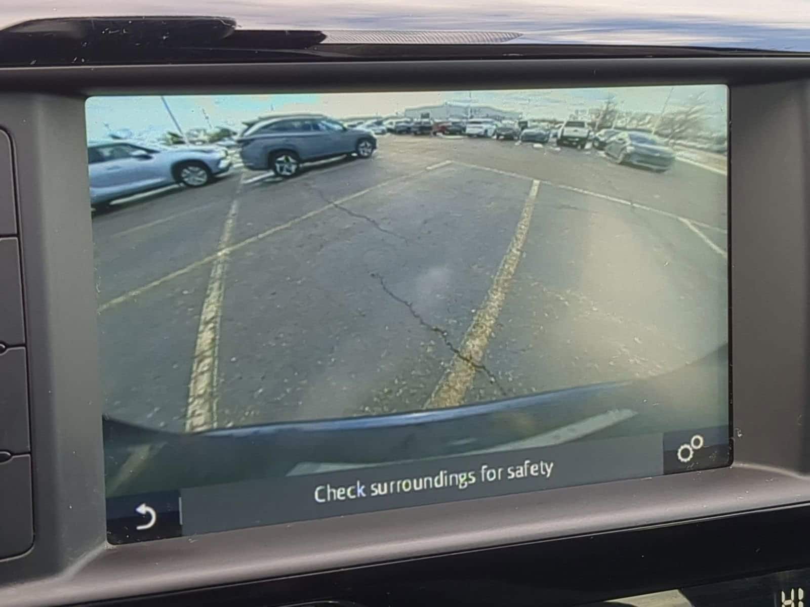 Thumbnail: 2017 Jaguar F-Pace - 35