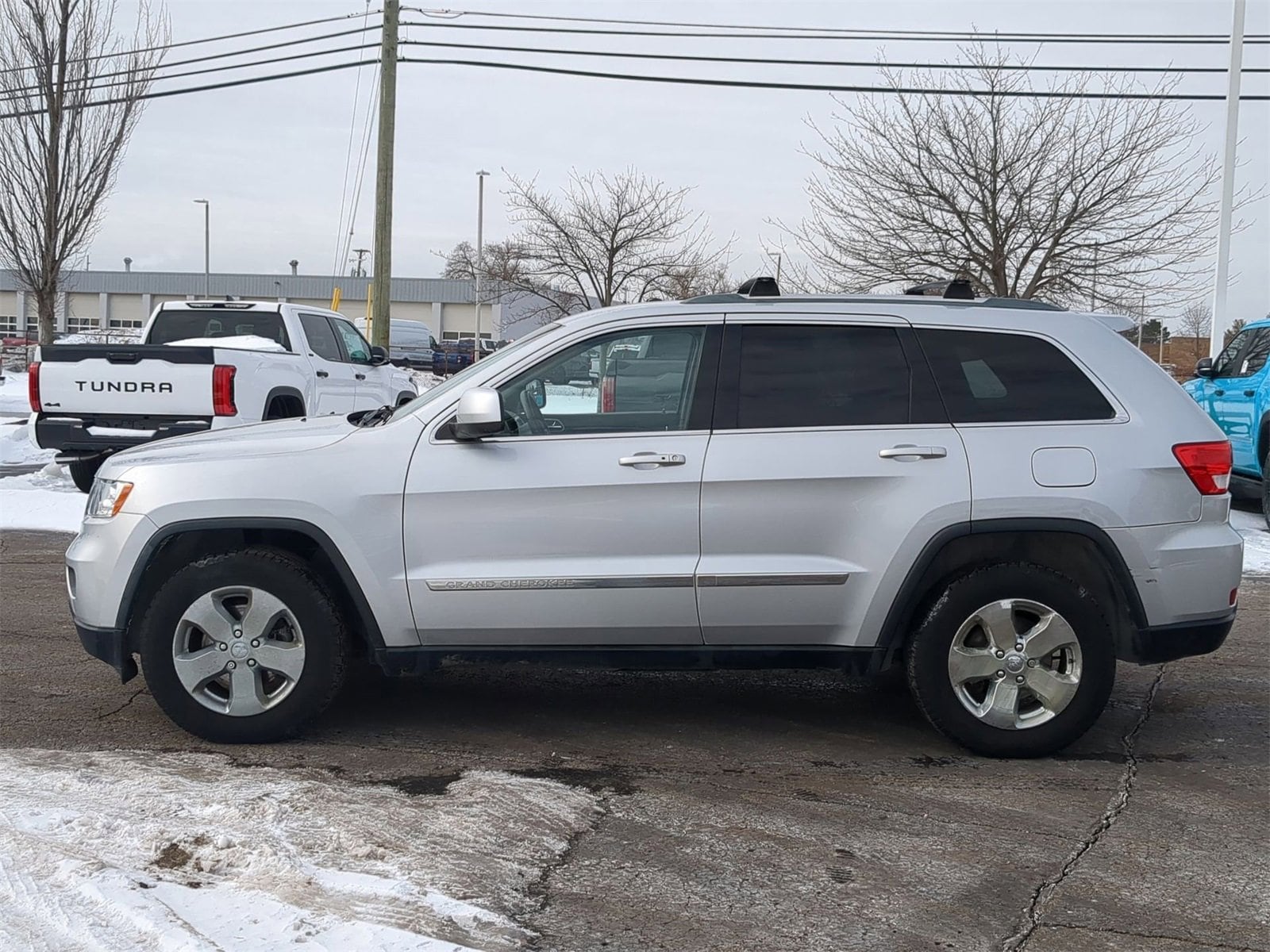 Thumbnail: 2011 Jeep Grand Cherokee - 11