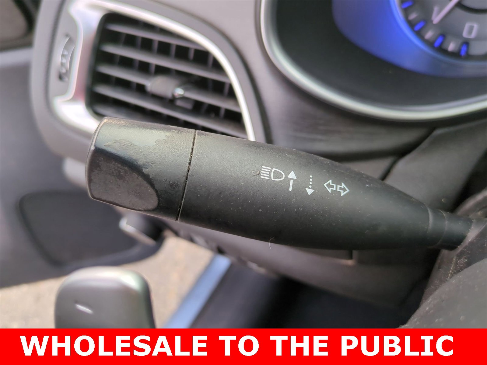 Thumbnail: 2015 Chrysler 200 - 24