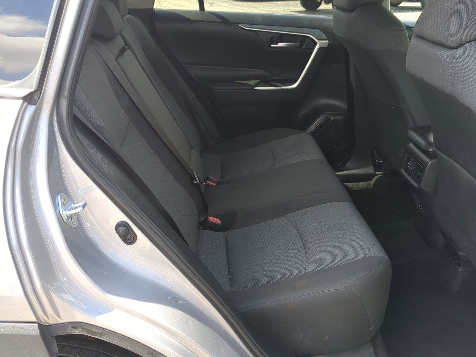 Thumbnail: 2025 Toyota RAV4 - 20