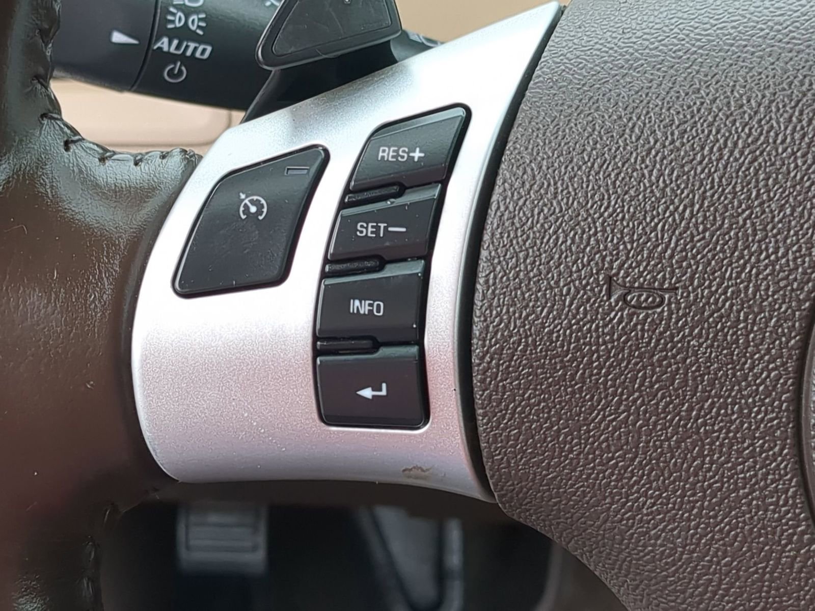 Thumbnail: 2010 Chevrolet Malibu - 23