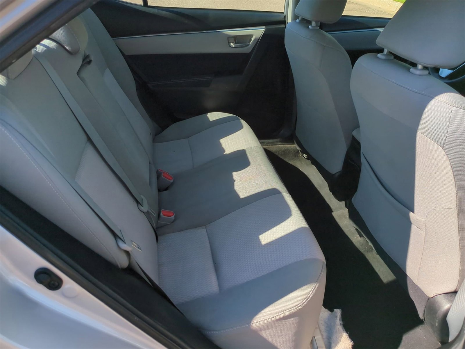 Thumbnail: 2015 Toyota Corolla - 18