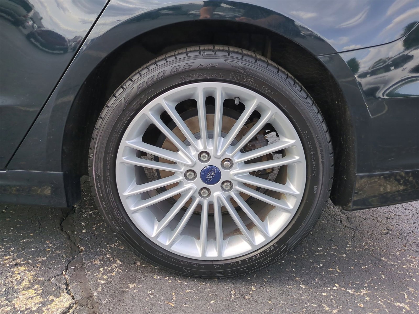 Thumbnail: 2014 Ford Fusion - 14