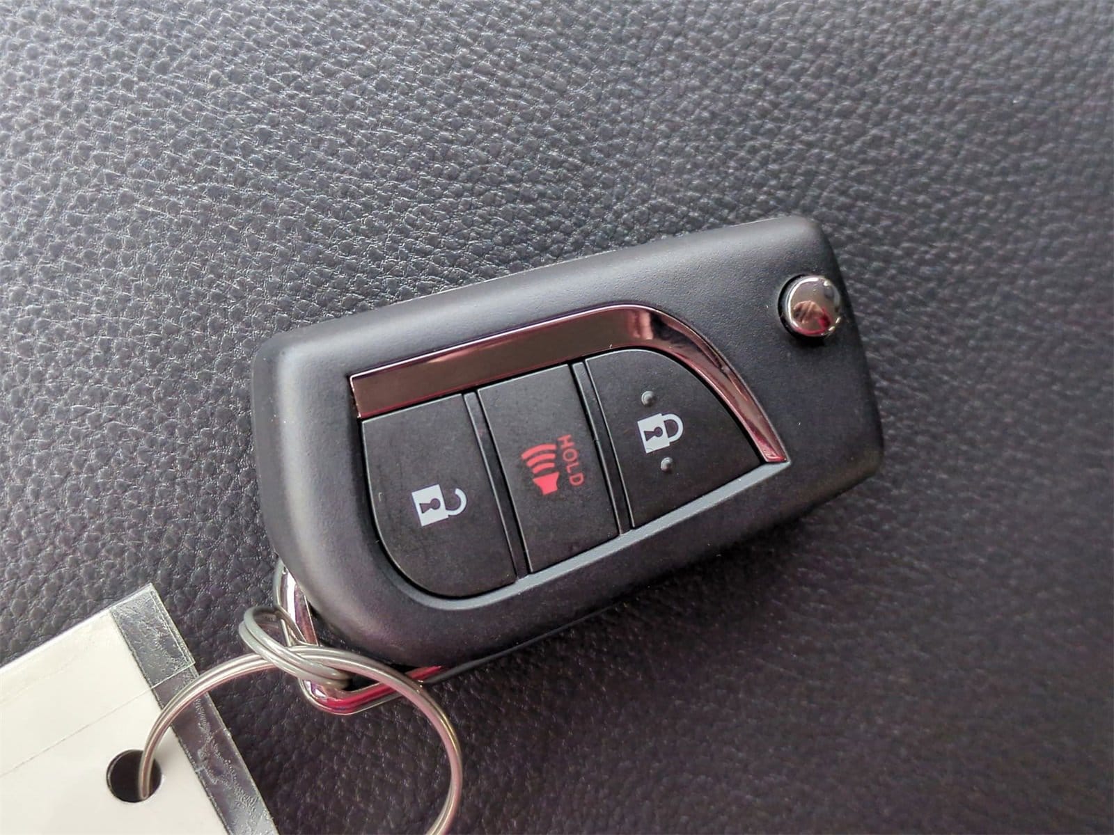 Thumbnail: 2025 Toyota RAV4 - 33