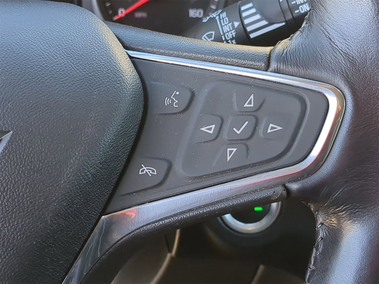 Thumbnail: 2019 Chevrolet Equinox - 31