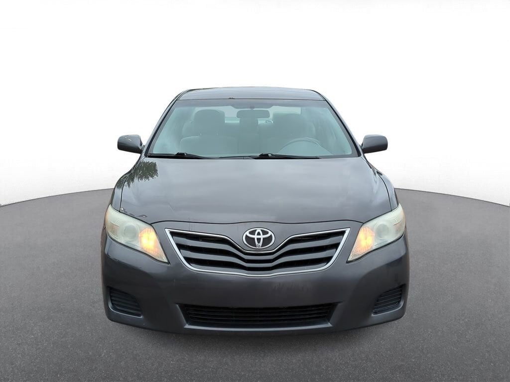 Thumbnail: 2011 Toyota Camry - 3