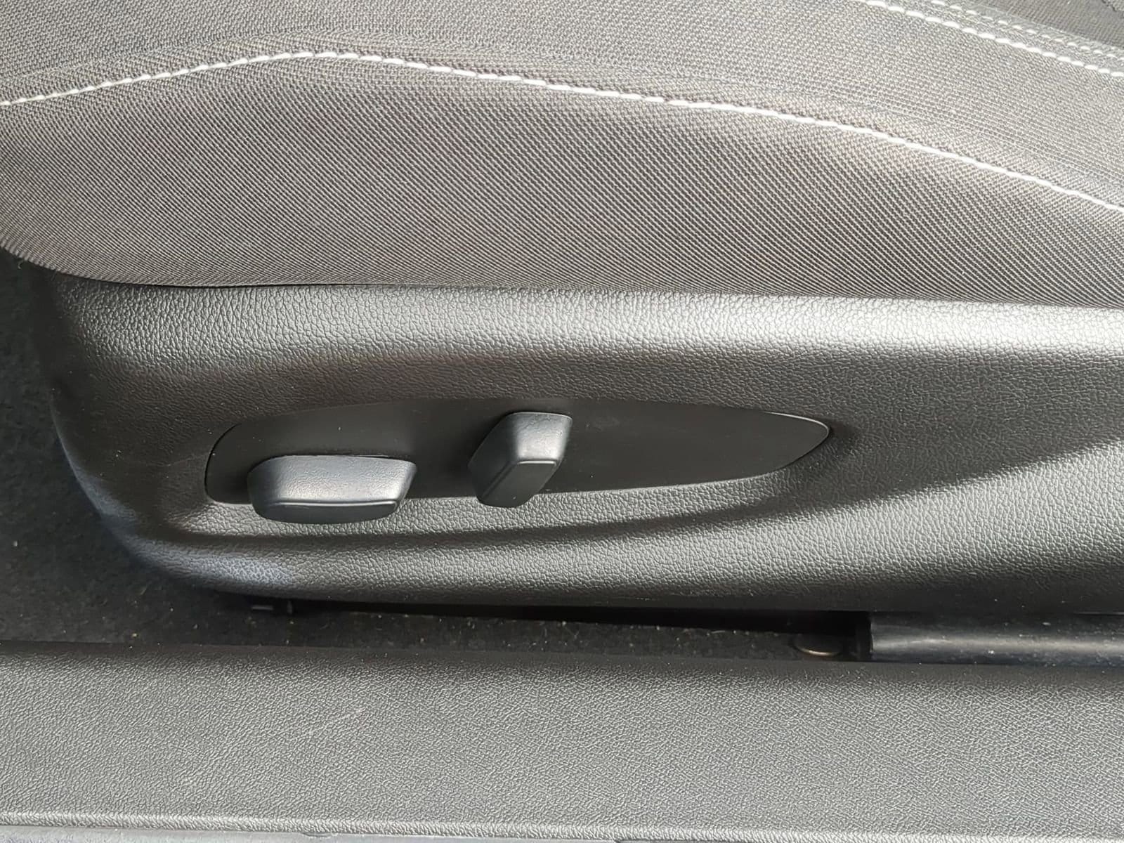 Thumbnail: 2022 Chevrolet Camaro - 16