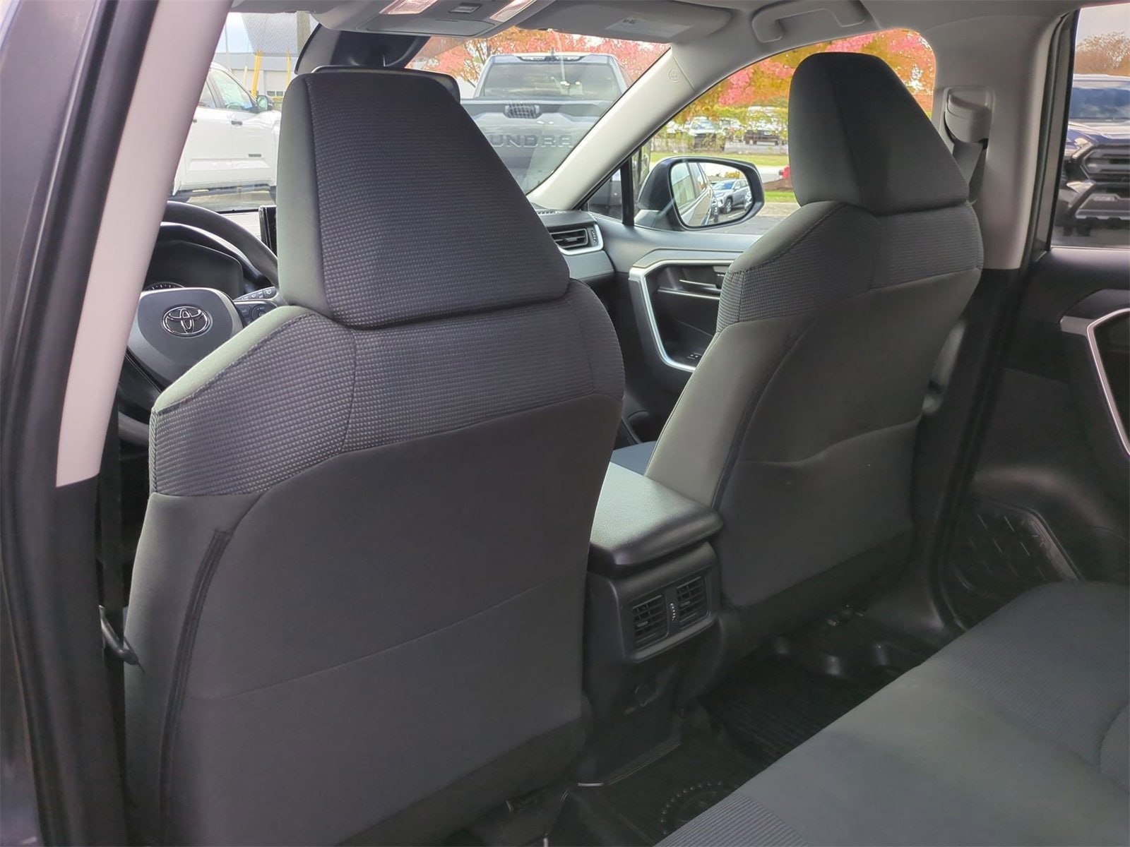 Thumbnail: 2022 Toyota RAV4 - 16