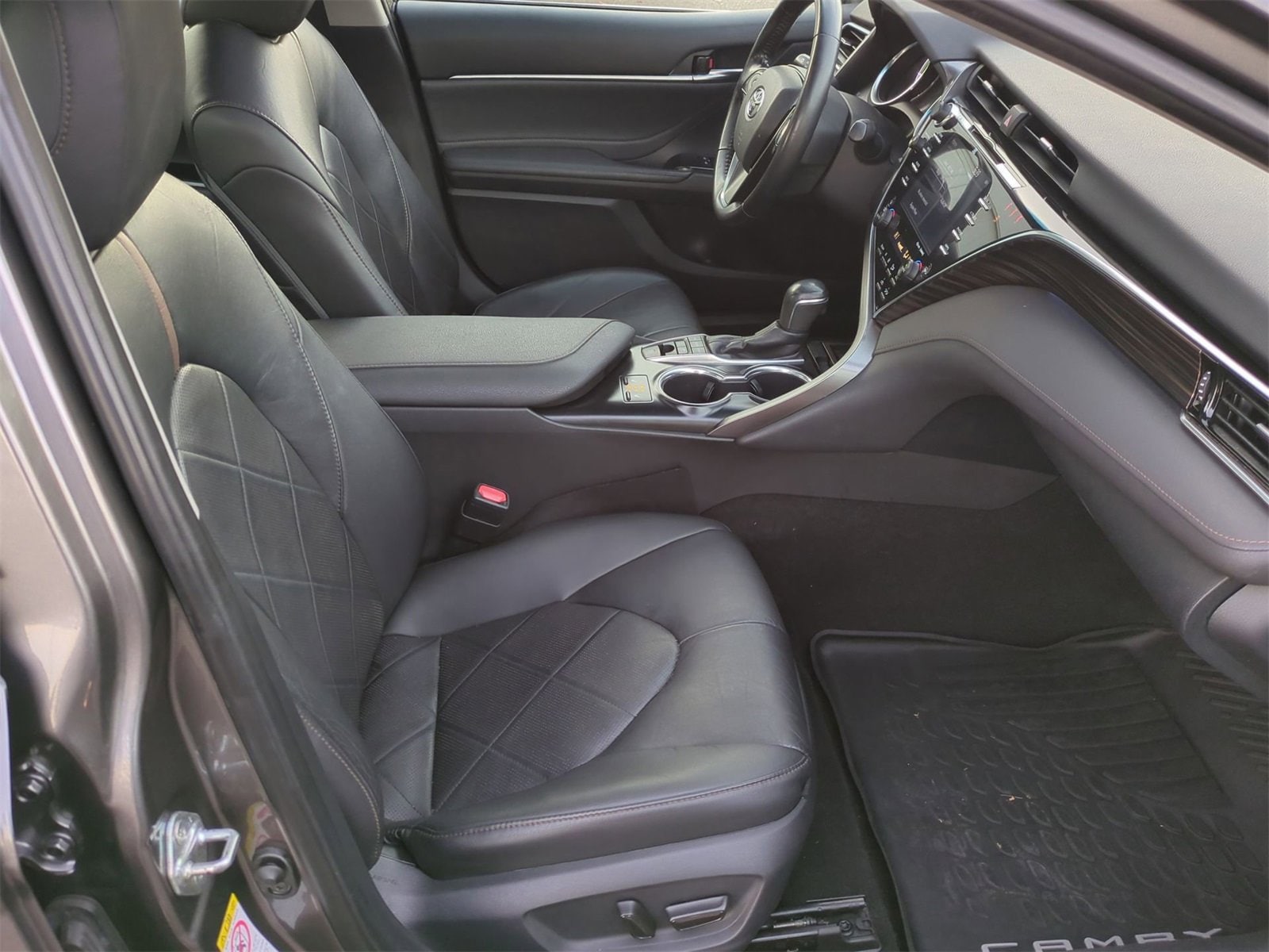 Thumbnail: 2018 Toyota Camry - 21