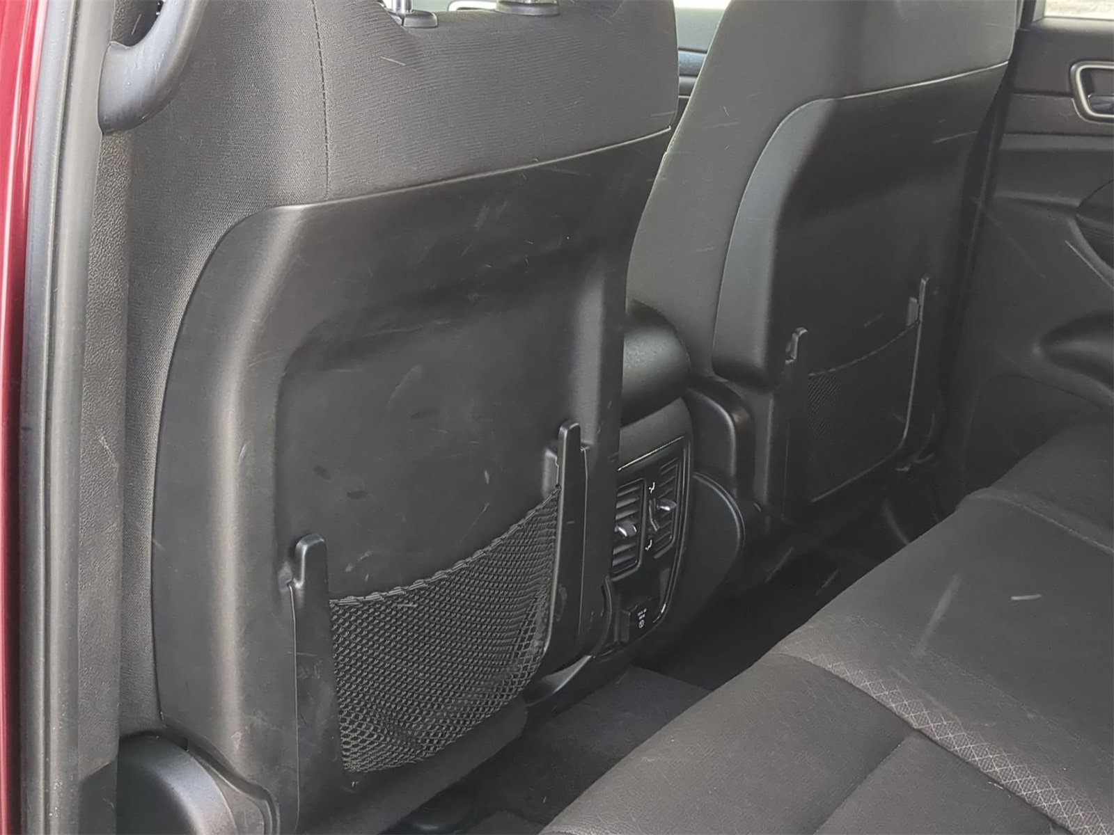 Thumbnail: 2018 Jeep Grand Cherokee - 18