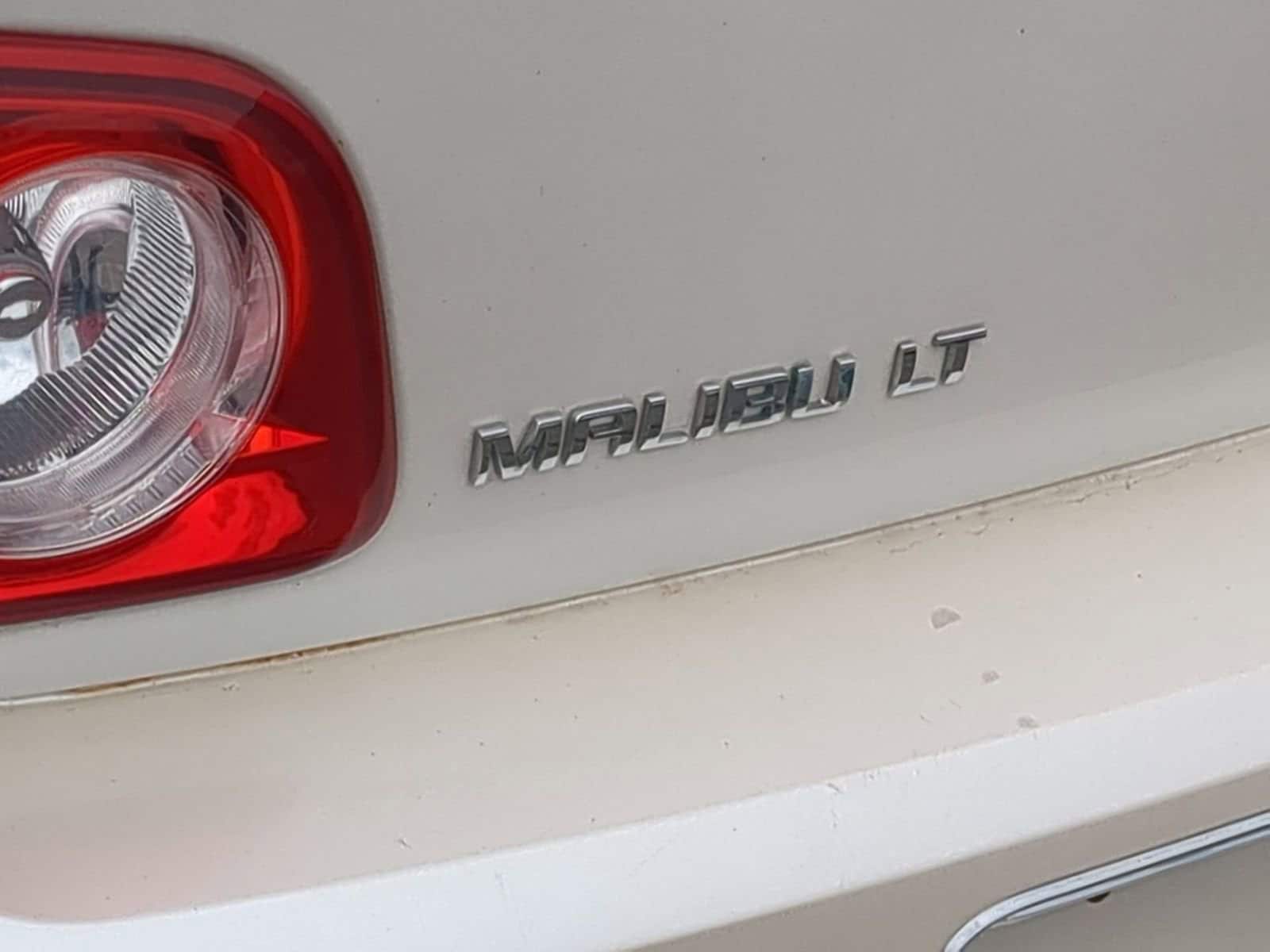 Thumbnail: 2010 Chevrolet Malibu - 13